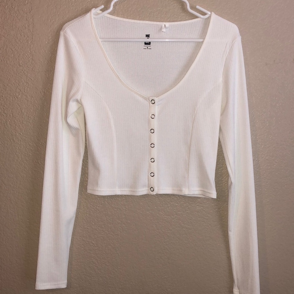 NWOT White Long Sleeve Crop Top
